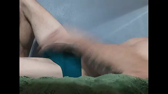 Snapshot of beobe74 chatting on 01/13/26, 06:39 beobe74 online show from 01/13/26, 06:39