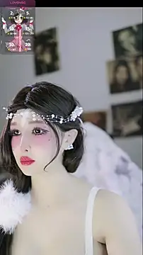 Snapshot of candy_cola chatting on 02/19/26, 04:04 candy cola online show from 02/19/26, 04:04