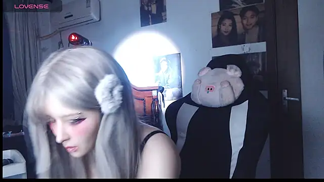 candy cola online show from 10/31/25, 09:39