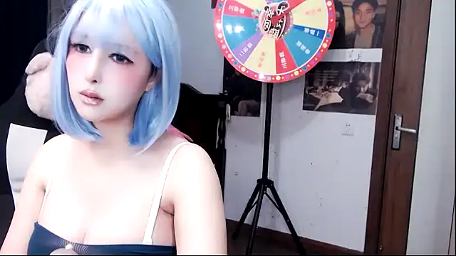 Snapshot of candy_cola chatting on 02/16/25, 07:15 candy cola online show from 02/16/25, 07:15