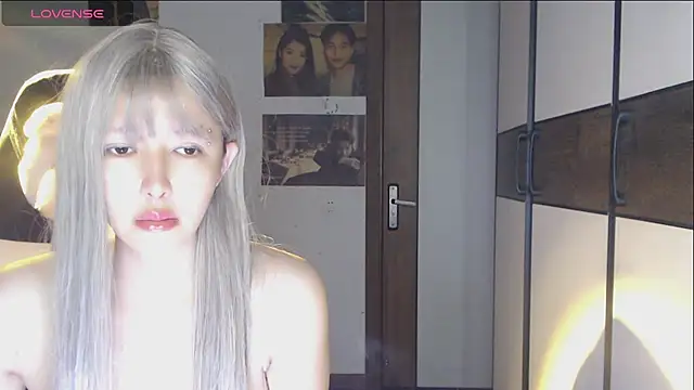 Snapshot of candy_cola chatting on 09/12/25, 03:28 candy cola online show from 09/12/25, 03:28