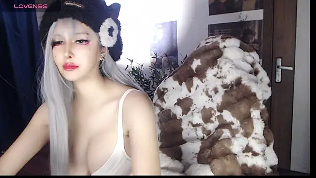 candy cola online show from 11/18/25, 02:53