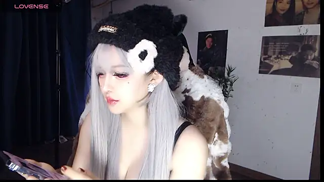 candy cola online show from 11/16/25, 11:26