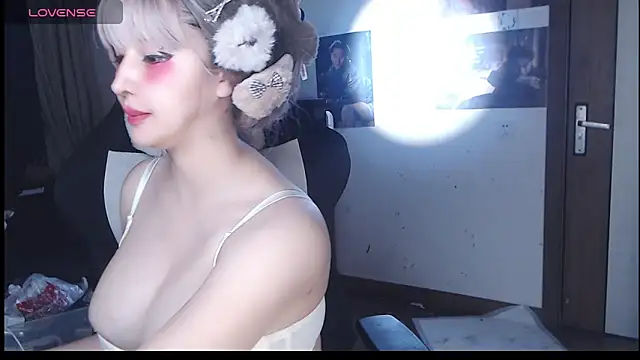 candy cola online show from 11/03/25, 01:15