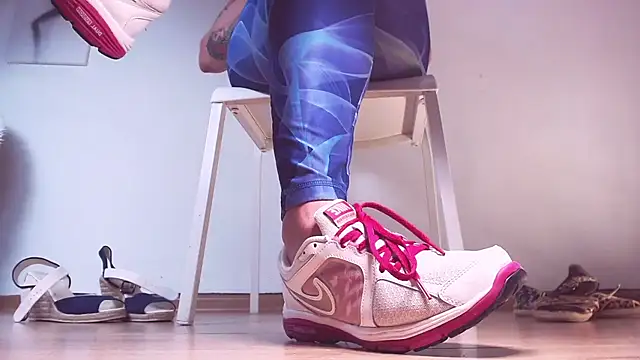 Foot Goddes  online show from 03/19/25, 10:00