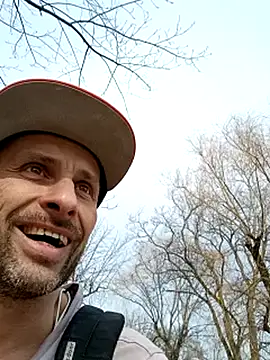 Snapshot of FireFox_Feel chatting on 03/11/25, 12:06 FireFox Feel online show from 03/11/25, 12:06