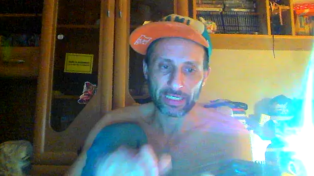 Snapshot of FireFox_Feel chatting on 03/22/25, 07:04 FireFox Feel online show from 03/22/25, 07:04