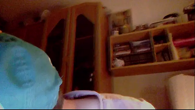 Snapshot of FireFox_Feel chatting on 12/05/24, 10:50 FireFox Feel online show from 12/05/24, 10:50