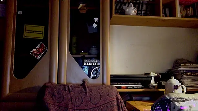 Snapshot of FireFox_Feel chatting on 12/07/24, 02:30 FireFox Feel online show from 12/07/24, 02:30