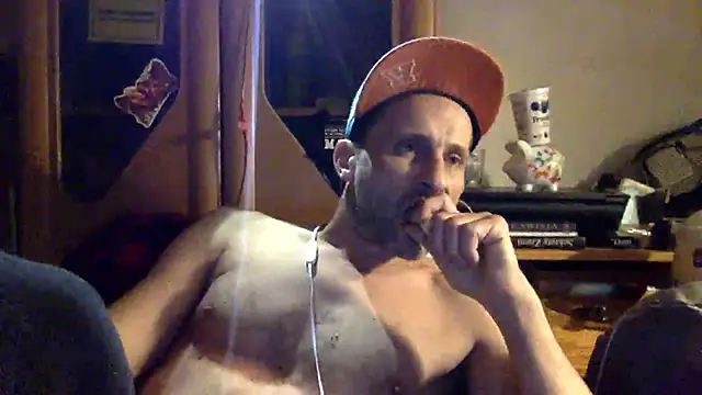 Snapshot of FireFox_Feel chatting on 12/07/24, 08:44 FireFox Feel online show from 12/07/24, 08:44