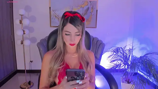 ZoePresleyX online show from 03/09/25, 11:25