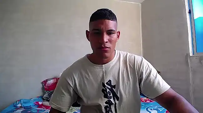 Snapshot of teddyfit19cm chatting on 02/01/25, 10:12 teddyfit19cm online show from 02/01/25, 10:12