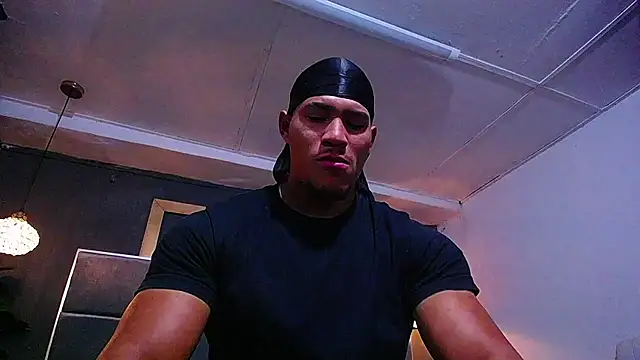 Snapshot of teddyfit19cm chatting on 07/11/26, 01:22 teddyfit19cm online show from 07/11/26, 01:22
