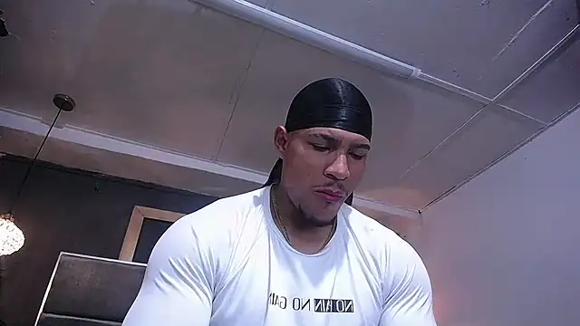 Snapshot of teddyfit19cm chatting on 07/03/26, 01:39 teddyfit19cm online show from 07/03/26, 01:39