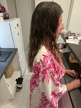 Jessytwerk online show from 06/14/26, 07:15