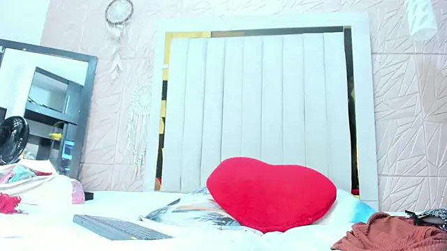 Rebecca Mitchell online show from 10/30/25, 11:30