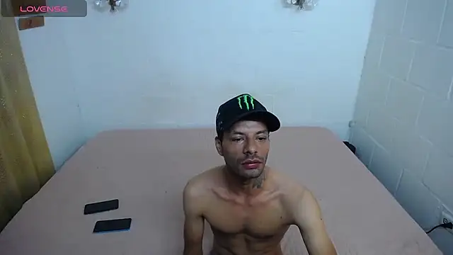 Snapshot of SexyKataShow chatting on 07/10/26, 07:03 SexyKataShow online show from 07/10/26, 07:03