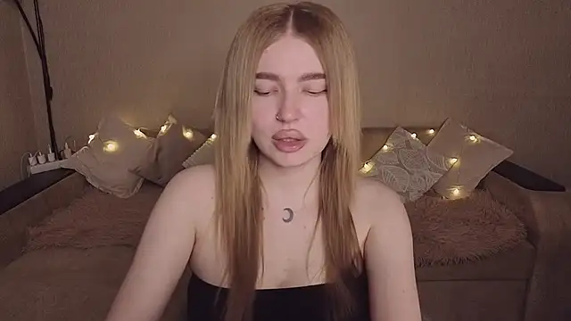 ViolettaLopez online show from 05/31/26, 06:09