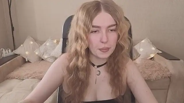 ViolettaLopez online show from 02/05/26, 10:11