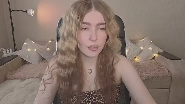 ViolettaLopez online show from 02/21/26, 12:40