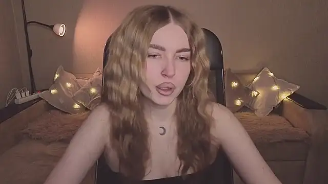 ViolettaLopez online show from 02/18/26, 02:35