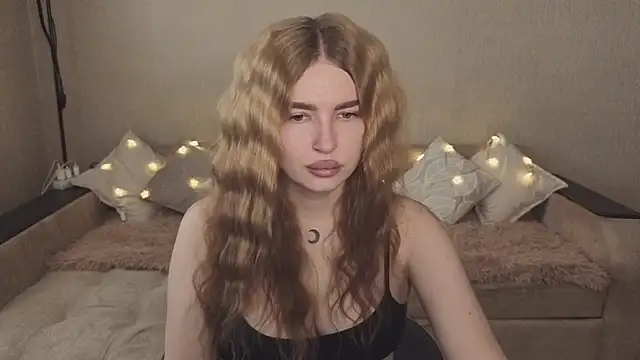 ViolettaLopez online show from 09/24/25, 11:17