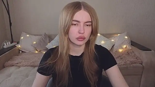 ViolettaLopez online show from 05/04/26, 01:03