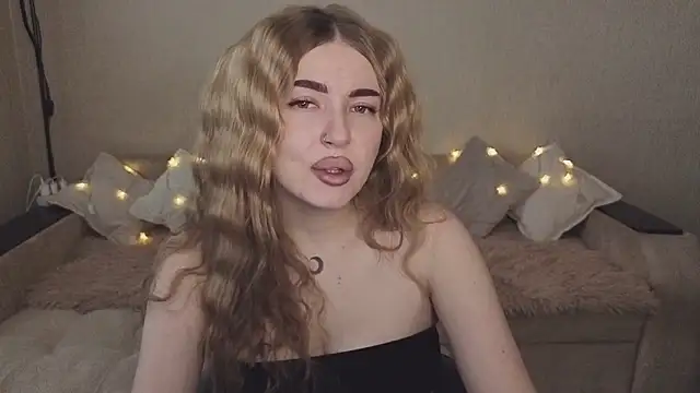 ViolettaLopez online show from 09/30/25, 01:28