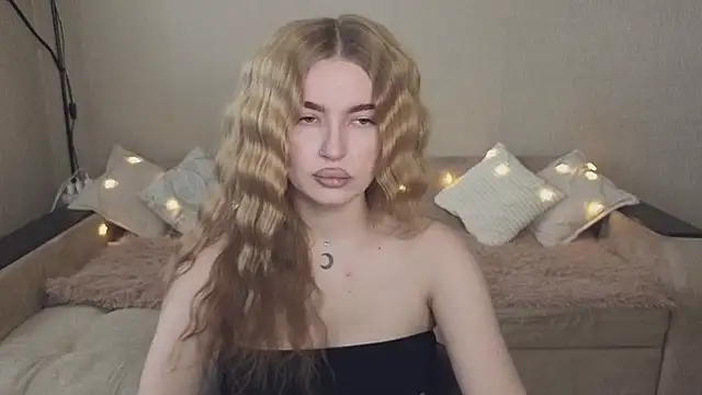 ViolettaLopez online show from 09/10/25, 11:20