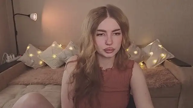 ViolettaLopez online show from 02/16/26, 09:30