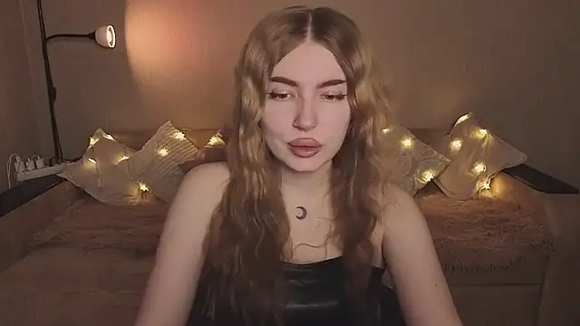 ViolettaLopez online show from 02/25/26, 03:01