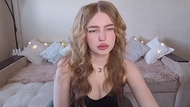 ViolettaLopez online show from 05/20/26, 01:30
