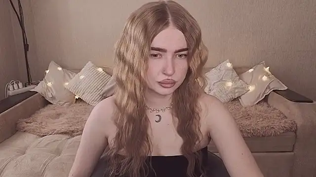 ViolettaLopez online show from 03/27/26, 12:17