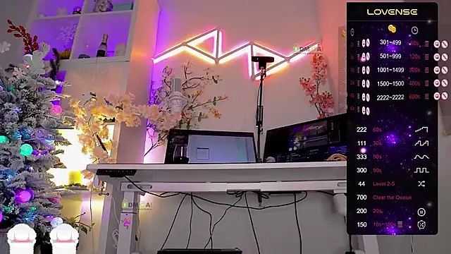 Elena-Marilyn online show from 01/14/26, 09:07