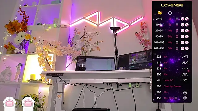 Elena-Marilyn online show from 11/07/25, 08:24