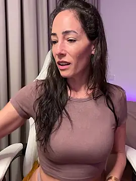 SweeetAlegra online show from 02/18/25, 10:47