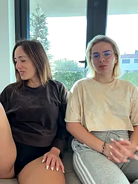 Snapshot of SweeetAlegra chatting on 12/03/25, 09:53 SweeetAlegra online show from 12/03/25, 09:53