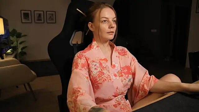 LadyInBad online show from 01/12/25, 06:38