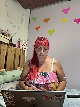 Snapshot of sofy_alone chatting on 11/26/25, 04:40 sofy alone online show from 11/26/25, 04:40