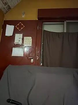 Snapshot of sofy_alone chatting on 12/04/25, 11:15 sofy alone online show from 12/04/25, 11:15