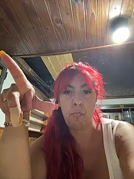 Snapshot of sofy_alone chatting on 10/27/25, 06:20 sofy alone online show from 10/27/25, 06:20