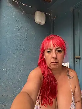 Snapshot of sofy_alone chatting on 12/14/25, 01:28 sofy alone online show from 12/14/25, 01:28