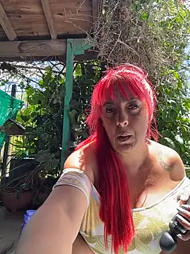 Snapshot of sofy_alone chatting on 12/16/25, 04:22 sofy alone online show from 12/16/25, 04:22