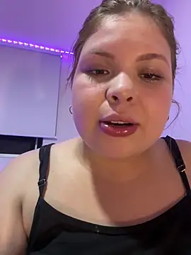 Snapshot of AshlyRouse chatting on 02/22/25, 11:24 AshlyRouse online show from 02/22/25, 11:24