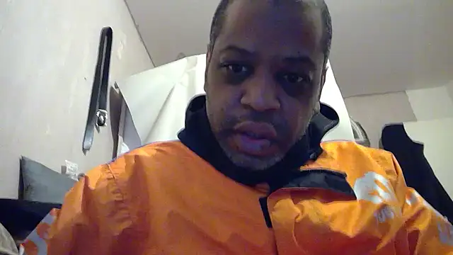 alfiebrown007 online show from 03/13/25, 10:32