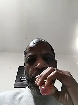 alfiebrown007 online show from 03/04/26, 01:41