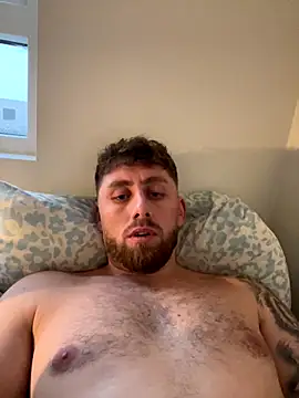 Snapshot of Cata9407 chatting on 12/01/25, 11:55 Cata9407 online show from 12/01/25, 11:55