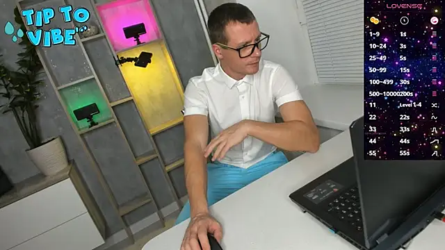 Smallnipples online show from 12/04/25, 05:56