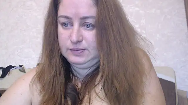 Amy August online show from 10/25/25, 08:02