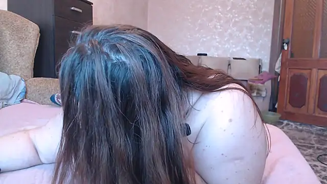 Amy August online show from 02/01/26, 07:17